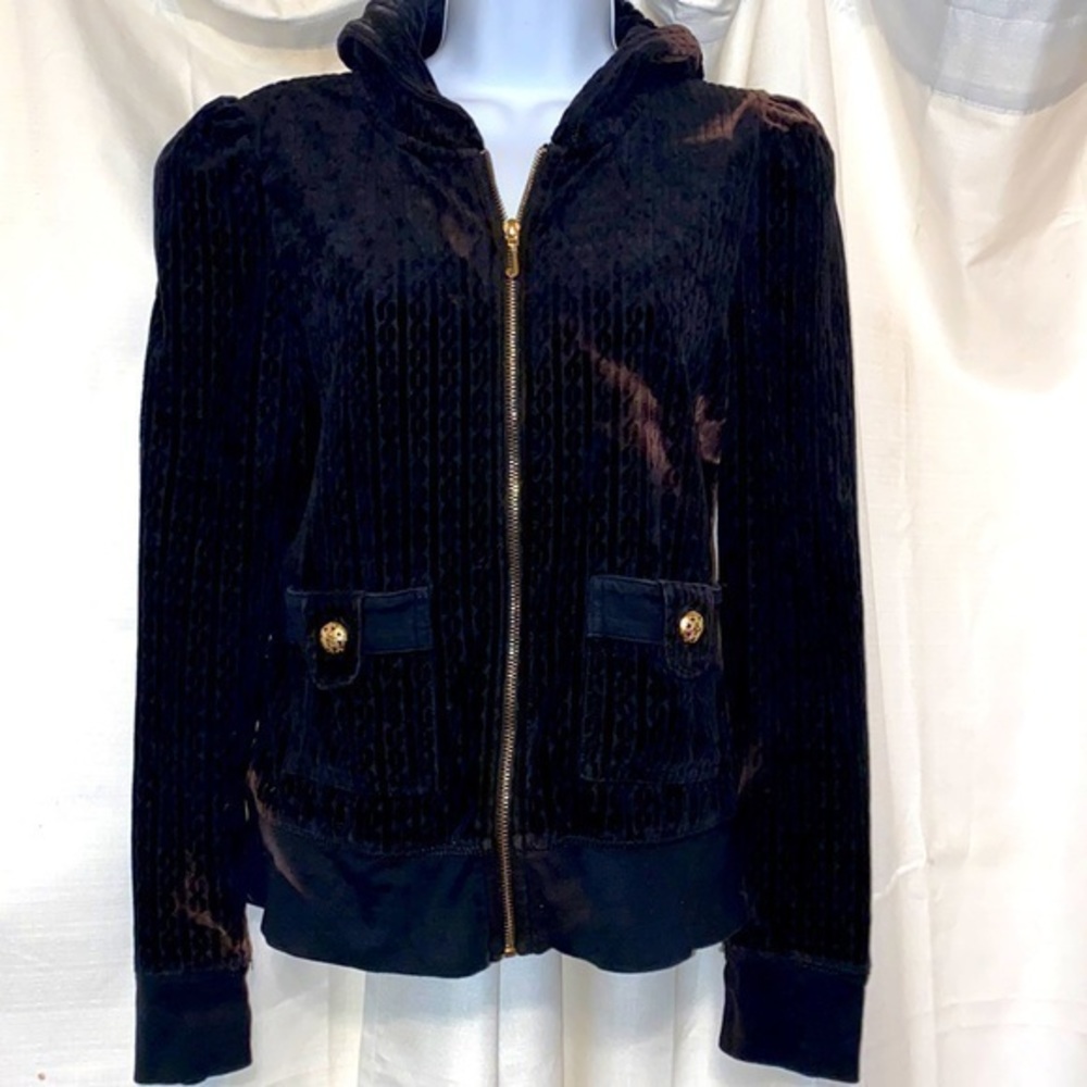 Uniquely Juicy Textured Buttoned Black Hoodie Gold Hardware